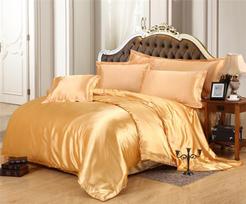 Raudona vestuvių keturių dalių rinkinys: Imituoto šilko antklodės užvalkalas ir paklodė vienspalviai, dvigulio dydžio, imituotas Tencel satinas. 1.2m Flat Sheet Set (3 pieces) aukso geltonumo spalva