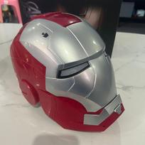 Marvel Comics Geležinio žmogaus šalmas Elektrinė nešiojama kaukė 1:1 Automatiškai atsidarantis ir užsidarantis modelis Veikėjai Suaugusiųjų žaislai Gimtadienio dovana