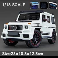 1/18 Scale G800 modelio automobilio žaislas, liejamas metalinis visureigių rinkinys su garsu ir šviesa keturių ratų amortizatoriumi, vaikiško žaislo dovana balta