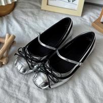 Dizainerio Sidabriniai Moteriški Plokščiapadžiai Batai Glausta Apvali Nosies Elegantiški Minkšto Paduko Mary Jane Batai 35 sidabras