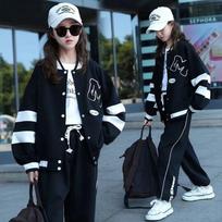 Two-piece Sportswear for Girls In Autumn, Middle and Large Children, Junior High School Students 160 juoda