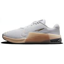 Nike Metcon 9 Balti Auksiniai Smėlio spalvos Moteriški Sportbačiai Metaliniai Auksiniai Grūdeliai DZ2537-104 36