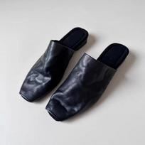 Retro kvadratinės galvos slip-on šlepetės moteriškos vasarinės lauko avalynė prancūziškos atsitiktinės plokščiapadės basutės naujos 2025 m. mados guminės patobulintos versijos 35 juoda