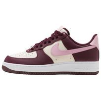 Nike Air Force 1 Low '07 Valentino diena 2023 sportbačiai FD9925-161 42.5