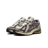 New Balance 1906R Licorice EU 37.5 violetinė