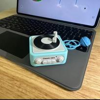 1 vnt. Retro muzikinės dėžutės raktų pakabukas - mini tiesioginio muzikos grotuvo priedui, smagi kūrybinė dovana, PVC medžiaga, neaustinė, nepadengta - universalus dydis . mėlyna