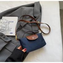 Naujos prabangios dizainerių rankinės moterims mergaitėms, crossbody rankinė, moteriška mini kvadratinė rankinė ant peties, vintažinės mažos mielos rankinės per petį tamsiai mėlyna spalva