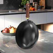 Tradicinė ketaus wok keptuvė 24 cm, pagaminta iš gryno ketaus, su fizine nelipnia danga, be jokių cheminių dangų, kiniška keptuvė 24cm