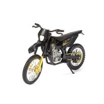 1/18 mastelio motociklo lenktyninio automobilio modelis, paspirtukas, dviratis, figūrėlės, transporto priemonės žaislas, sportas, dovana berniukams 1/18:12*6.3*5cm,Diavel juoda