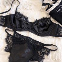 Seksualus apatinio trikotažo rinkinys moterims Itin plonas liemenėlių rinkinys prancūziškais nėriniais kvėpuojantis bralette moteriškas šilko patogus liemenėlės ir apatinis trikotažas L juoda