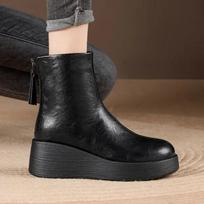 Mada Platforma Moteriški Aukštakulniai Aulinukai Mada Pleištai Žieminiai Batai 2025 Oda Kasdieniai Trumpi Aulinukai Naujas Dizaineris Zapatillas Mujer 35 juoda