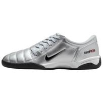 Nike Total 90 3 SP Metalinis Sidabrinis Raudonas Moteriški sportbačiai University-Red Balti Juodi IM7595-001 38.5