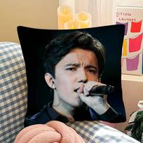 D-Dimash K-Kudaibergen Dainininko Pagalvės užvalkalas Madingas Kvadratinis Pagalvės užvalkalas Miegamojo Sofos Kambario Ins Dekoras Laisvalaikio Pagalvės užvalkalas 16x16Inch