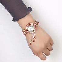 Naujas Hot Ladies Auksinė apyrankė Laikrodis Retro Wild Rhinestone Kutas Watch Korėjietiška versija Trend Jewelry Watch rožinė