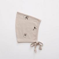 Pavasario-vasaros naujagimio beanie Retro gėlėmis dekoruota europietiško stiliaus kepurė berniukui mergaitei Minkštos medvilnės fotografijos rekvizitų kepurė 0-1T kūdikiui
