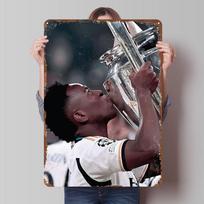 Vinicius JR Real Madrid Plakatas Futbolo Žaidėjas Metalinis Ženklas Retro Individualūs Futbolo Skardinės Plokštės Sienų Meno Dekoras Kambario Dekoras Vyrams 20x30cm（7.8x11.8inch）
