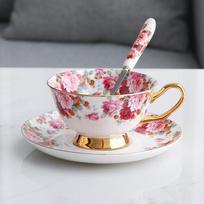 Bone China kavos puodelio ir lėkštučių rinkinys Keraminis vandens puodelis su šaukštu arbatos rinkinys one set raudona