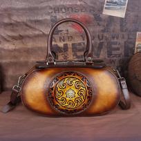 Totem reljefinės moteriškos rankinės Natūralios odos pečių krepšiai moterims Crossbody Bag Vintažinio dizaino madinga rankinė ruda