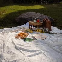 Outdoor Waterproof Picnic & Beach Blanket - White 90x90cm balta