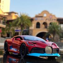 1 :32 „Bugatti Veyron Divo“ lydinio sportinio automobilio modelis, liejamas metalas, žaislinės transporto priemonės, automobilio modelio modeliavimas, garso šviesos kolekcija, dovana vaikams raudona