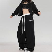 Moteriškos senovinės sportinės kelnės Laisvalaikio korėjietiško stiliaus parašiutinio stiliaus kelnės Hiphopo kratinys bėgikai Streetwear Kpop kelnės S juoda