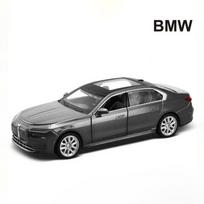 1/32 mastelio BMW I7 prabangus automobilis lydinio automobilis liejiniai ir žaislinės transporto priemonės automobilio modelis miniatiūrinis mastelio modelio automobilis žaislai vaikams pilka spalva