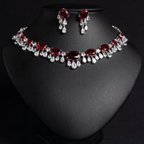 Women's Light Luxury Design Zircon Necklace Earring Set Fashionable And Versatile Niche Design Sense Set Daily Accessories