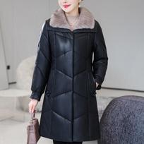 Vidutinio amžiaus moteris Žieminiai ilgi dirbtinės avikailio paltai Kailinė apykaklė Elegantiškas Storas Šiltas Žieminis Parkas Moteriškas Odinis Švarkas XL juoda