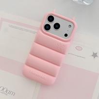 Juokingas 3D velnio ragų pūkinių striukių telefono dėklas, skirtas „iPhone 12 13 14 15 16 Plus 17 Pro Max“. Mielas, smūgiams atsparus, minkštas silikoninis galinis dangtelis. iPhone17 Pro rožinė
