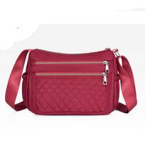 Yogodlns Fashion Women nailon Oksfordo vandeniui atsparus krepšys, didelės talpos laisvalaikio kelionių krepšys Crossbody 27x10x20cm raudona