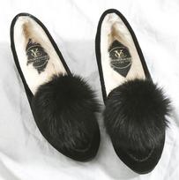 Mielos pomponų žiemos kailinės plokščiapadės moteriškos 9.5/10 espadrilės 2024 naujiena balerinos slip-on creepers patogūs mokasinai 4.5 juoda
