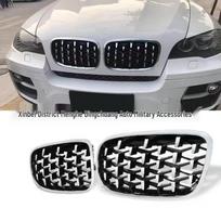 Tinka 08-13 BMW X5 E70/X6 E71: Modifikuotos tinklelio priekinės grotelės radiatoriaus dangtis Black Frame, Silver Star