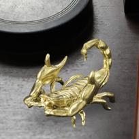 Scorpion Figurine Animal Sculpture Birthday Gift Copper Statue Small Ornament for Office gold color