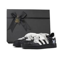 Adidas Originals SUPERSTAR riedlenčių bateliai unisex žemapadžiai juodi EG4959(Team384-BOX) 35⅔