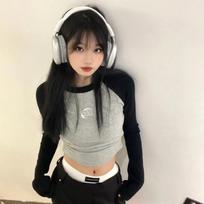 Y2k Vintage Crop Top marškinėliai ilgomis rankovėmis Moteriški korėjietiški mados Harajuku Kpop estetiniai grafiniai marškinėliai, ruduo S pilka spalva