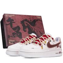 Atvyko Nike Air Force 1 Blessing, Dėžė atspari trinčiai, žemi krepšinio/riedlenčių batai, Unisex, Balti/Raudoni CW2288-111(Team63-BOX) 38.5