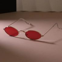 Klasikiniai kvadratiniai saulės akiniai mada moterims vyrams retro stilingi akiniai kasdieniai minimalistiniai moteriški vyriški Other