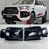 Hilux Rocco GR 2020-23 Rūko žibinto rėmelio apdaila, Priekinio buferio dekoratyvinė apdaila Left Side