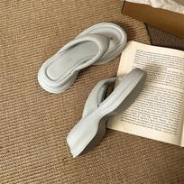 Anti-slip Shoes Thick-soled Flip-flops New Versatile Beach Flip-flops 35 juoda