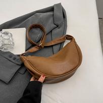 Crossbody Bag with Large Capacity, Small-scale Design, High-end and Retro Style, Single-shoulder  dumpling-shaped  Bag One Size juoda