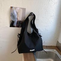 Tote Bag for Girls in High School, Single Shoulder Bag, Large Capacity, Stylish and Casual for Daily Commuting, Underarm Bag geltona