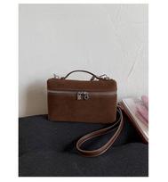 Fashionable Lunch Box Bag, Niche Retro Box Bag, Casual and Stylish Shoulder Bag with A Slanted Design geltona