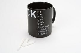 Kavos puodelis 'F**K' 885ml + kreida