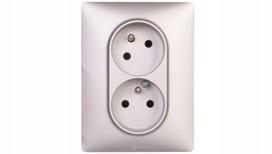 Legrand Valena Life dvigubas aliuminio elektros lizdas