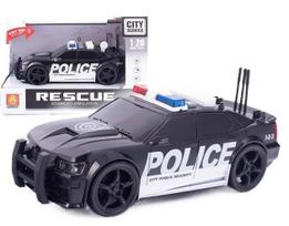 Policijos automobilis su šviesomis ir garsu