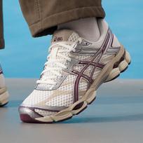 ASICS GEL-CUMULUS 16 Unisex Casual Shoes 9