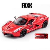 1:22 mastelio FXXK liejinio lydinio automobilio modelio žaislas, ištraukiama transporto priemonė su garsu ir šviesa vaikams, suaugusiems, dovanų kolekcija 1/22-21.2x8.3x7.5cm raudona