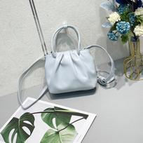 A Niche Soft Hand-held Casual Single-shoulder Crossbody Bag with Square Pleats and Versatile Versatility balta