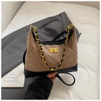 A Diamond-shaped Chain Crossbody Bag with A Fashionable and High-end Feel juoda