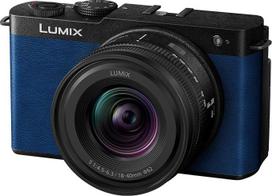 "Panasonic Lumix DC-S9NE-A" beveidrodis viso kadro fotoaparatas, "Open Gate Vlogging" 24,2 MP, 6K/4K, 779 taškų PDAF, vaizdo stabilizavimas, LUT, 180° lankstus monitorius, 5 GHz "Wi-Fi", mėlynas, su objektyvu S-R1840E